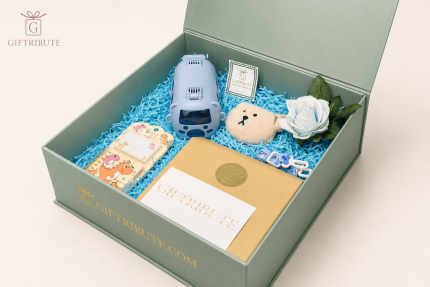 Explorer's Play Core — gift hamper UAE